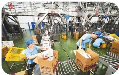 全國海關一年監管進出口貨運量達到48億噸--便利化通關"組合拳"釋放外貿新動能